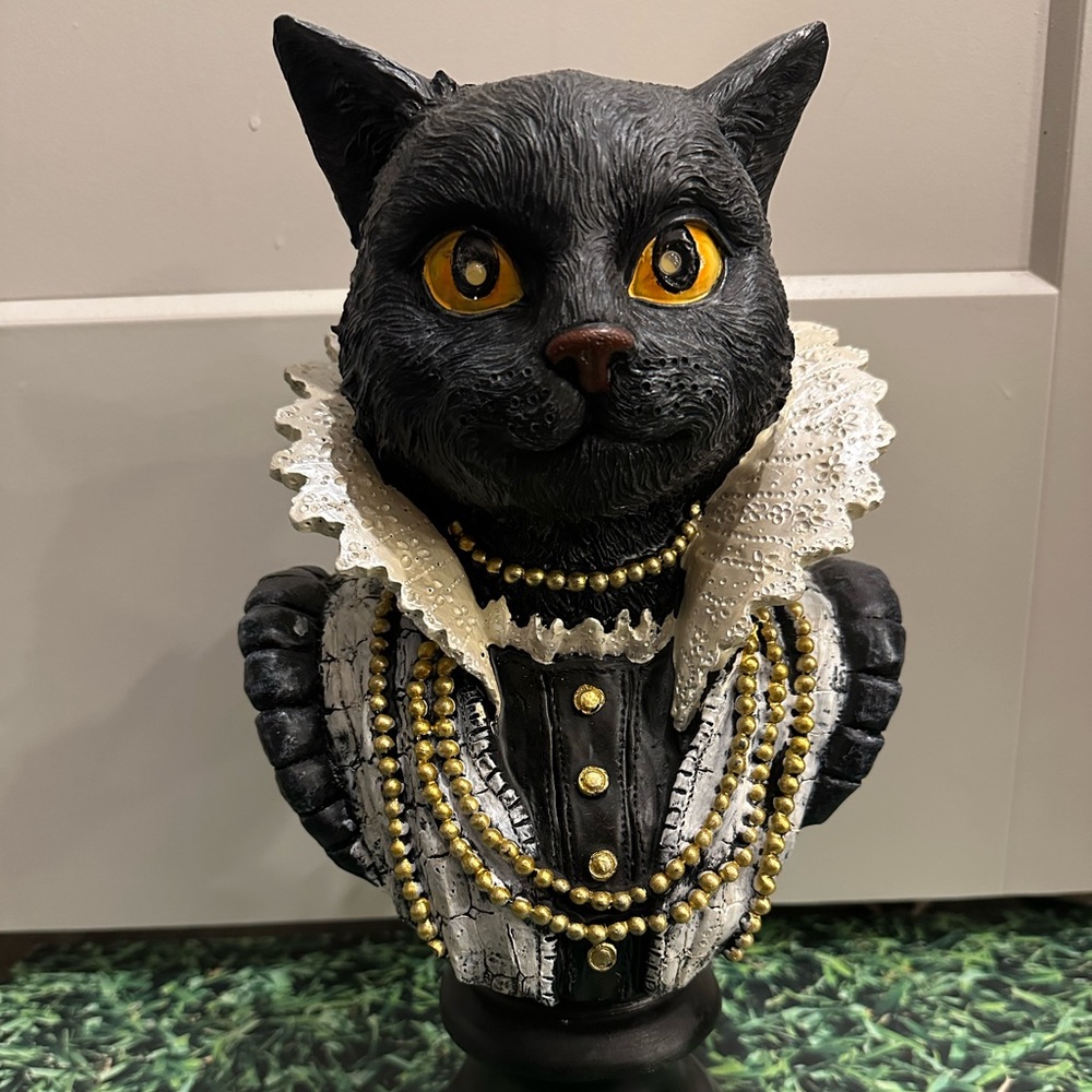 Halloween Elegant Black Cat Bust with Gold Accents